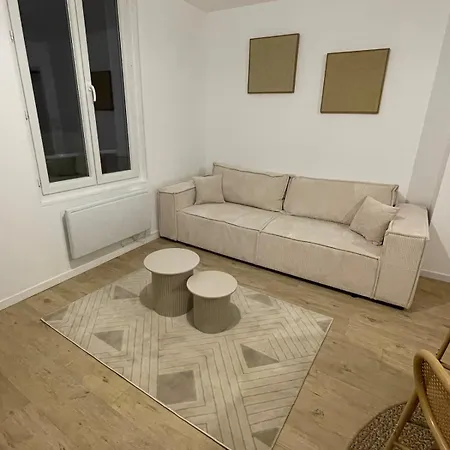 Cosy Et Chaleureux En Centre-ville شقة لا بوربول